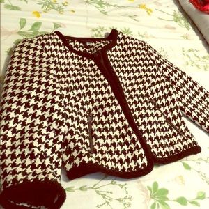 Top clasp houndstooth blazer